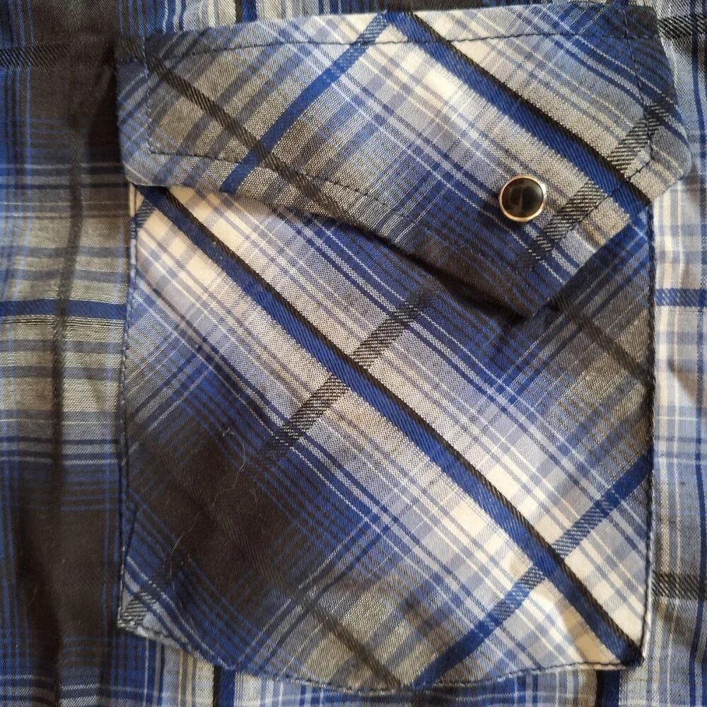 Men's Western Style Shirt - Picture 6 of 6
